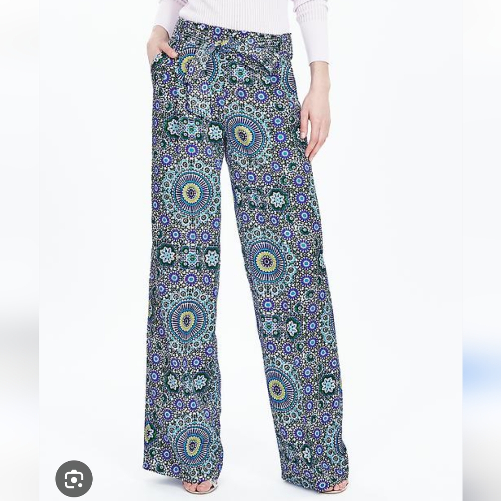 Banana Republic Wide Leg Medallion Palazzo Pants - Size 4